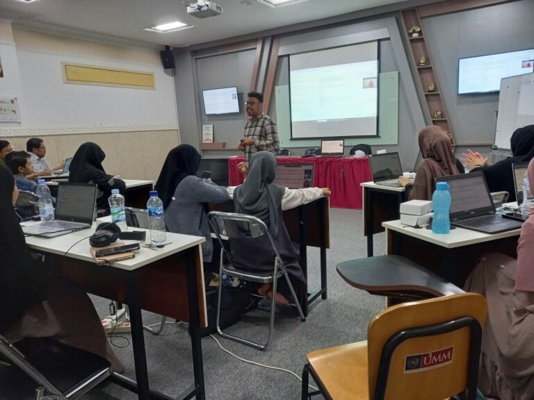 WORKSHOP CENTER OF EXCELLENT (CoE) PENERJEMAH BAHASA ARAB : PBA UMM GELAR PERKULIAHAN BARENG MITRA INDUSTRI