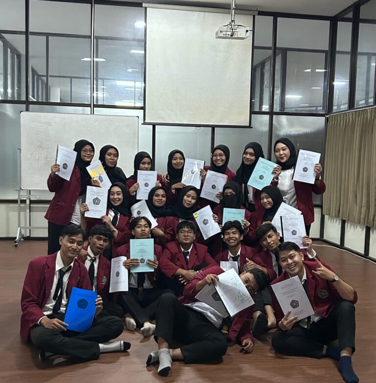 UJIAN PROPOSAL TUGAS AKHIR: PBA UMM PRAKARSAI UJIAN SERENTAK BAGI MAHASISWA ANGKATAN 21