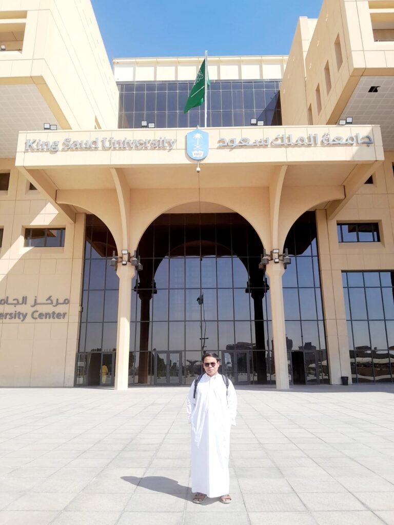 RAIH BEASISWA DARI ARAB SAUDI: DOSEN PBA UMM TEMPUH STUDI DOKTORAL DI KING SAUD UNIVERSITY