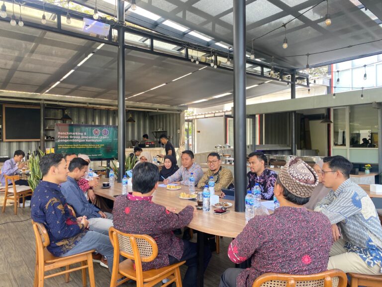 PBA UMM TERIMA KUNJUNGAN AKADEMIK DARI PBA UMP PURWOKERTO