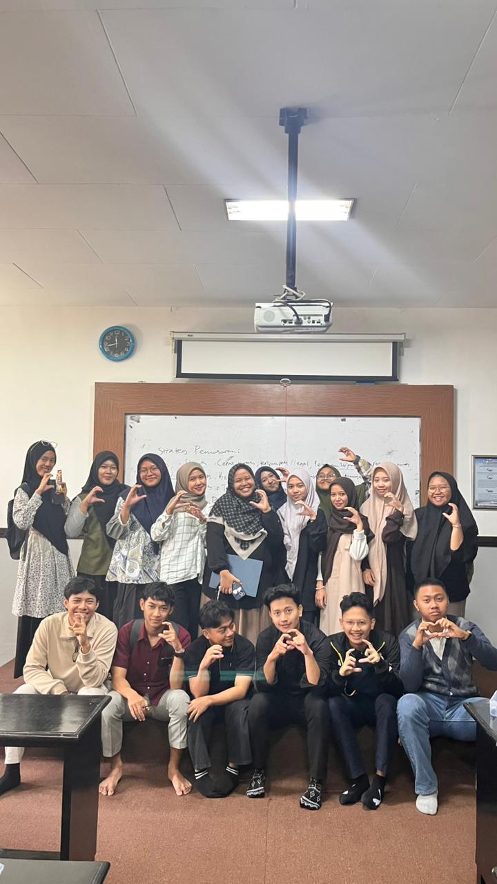 MENYUSUN MIMPI MENJADI NYATA: COE PBA UMM (BATCH 4) BEKALI MAHASISWA STRATEGI BUSINESS PLAN PROFESIONAL